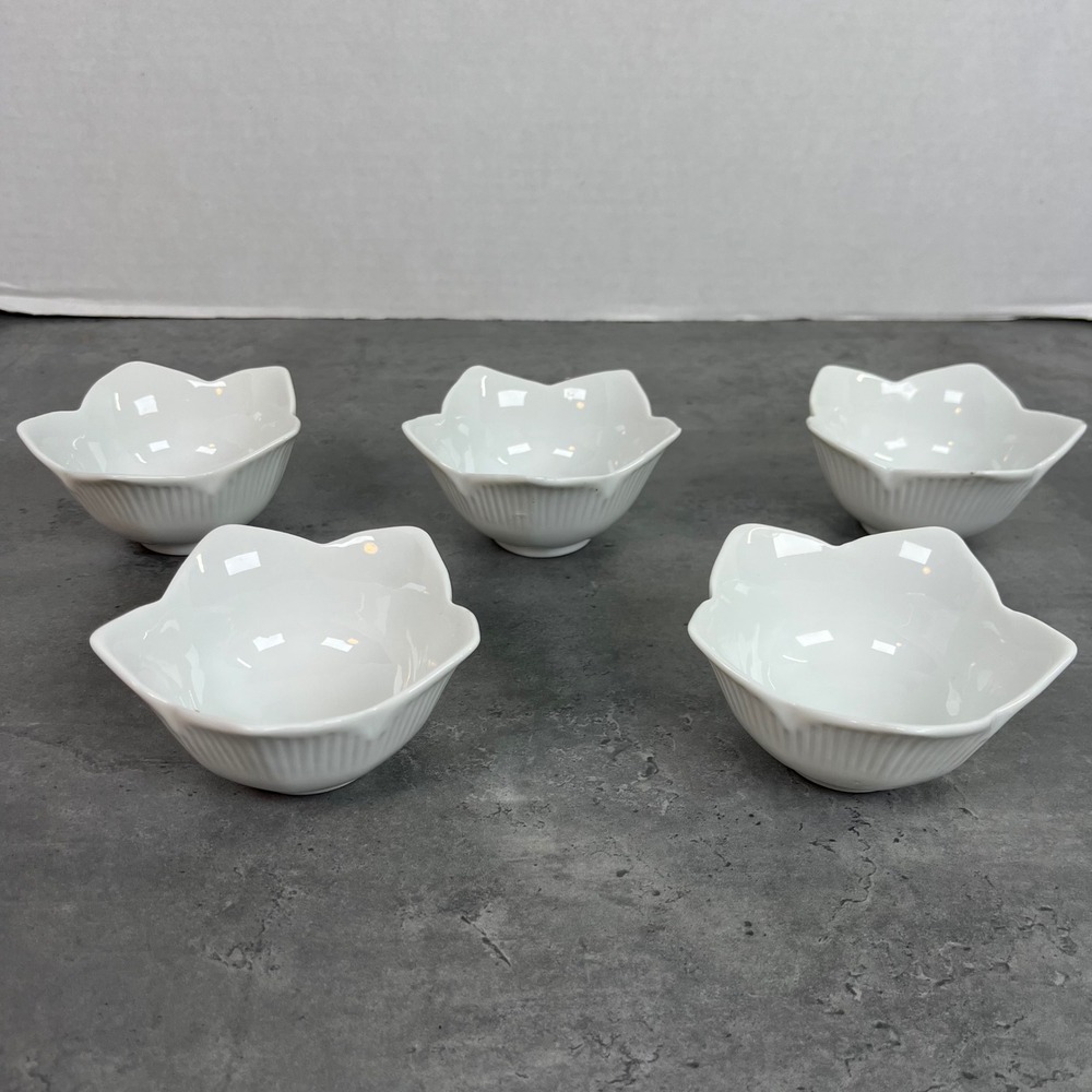 Pier 1 Imports White Porcelain Lotus Petal Rice Bowls Set of 5 Ribbed Star 3.5"